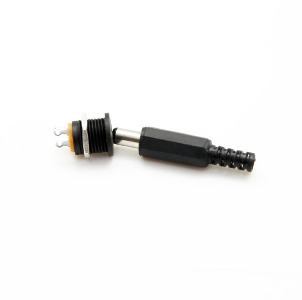 DC Şase Jack Yuvarlak 2.1mm Somunlu Vidalı